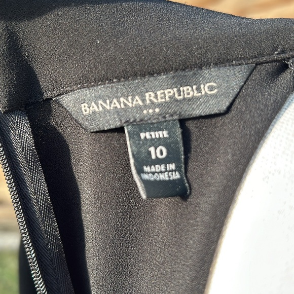 Banana Republic Fit & Flare Dress - Picture 6 of 9